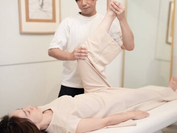 キナリ 新宿(CINARI)の写真/不調の原因は“鎖骨”にあった！ご自宅でのセルフケアをより効果的なものにしませんか？[整体/マッサージ]