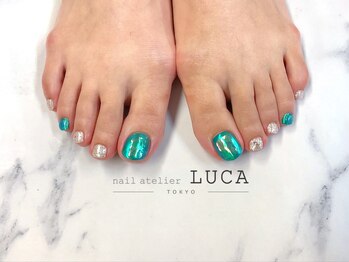 ネイルアトリエルカ(nail atelier LUCA)/W-242　夏色ブルー氷ネイル