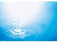 【美肌の源は水にある】独自開発の振動美容技術
