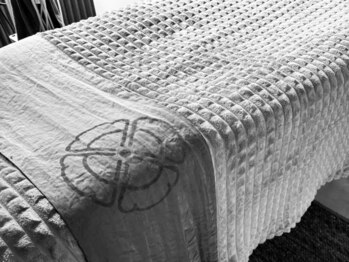 サロンドキュア(SALON DE CURE)