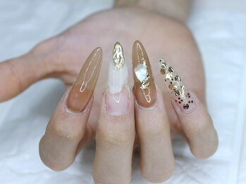クローネイル ジジ(CLOW NAIL -zizi-)/(スカルプ)ニュアンスネイル