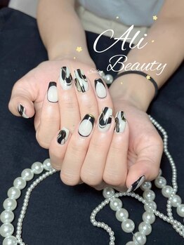 手描きアートデザインネイル