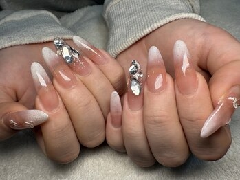 ネルネルネイル(nel nel nail)の写真/【フォルムにこだわり、自然な長さ出しで美しい指先に♪】イベント前などにもオススメ！お気軽にご相談を＠