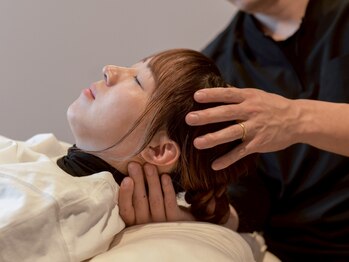 アティチュード 高崎(ATTITUDE)の写真/限界の首肩・眼精疲労に。極上ヘッド付のオーダーメイド整体。23時まで営業だから仕事帰りにも最適◎