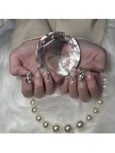 ラミル(Ramil)/ジェル持ち込みネイル