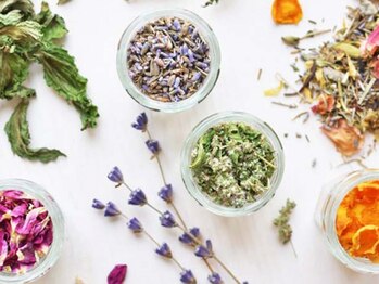 プライムデュオ(Prime Duo)の写真/【よもぎ蒸しの最高峰】高級美容液に蒸される至福の40分間！ゲルマニウム黄土×リアボーテspecialブレンド