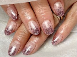 ラメグラデーションネイル