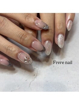 フレールアイラッシュ(Frere eyelash)/アシンメトリー