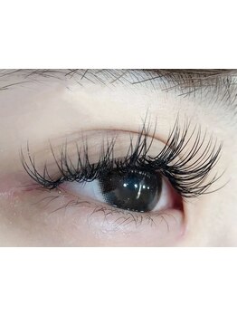 ボリュームのある目元にしたい