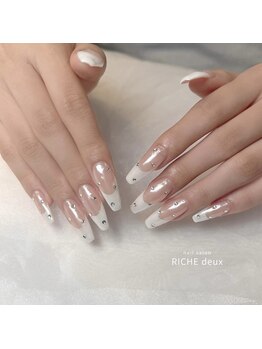 リッシュ ドゥ(RICHE deux)/艶々フレンチネイル