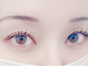 ヴィヴィッド グロウ(VIVID GLOW)/デザインまつげパーマ　立ち上げ