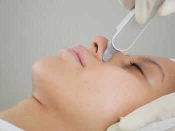 健美の写真/【大人女性の毛穴悩みに最適★】気になる毛穴の開きやゴワつきを改善◎更に角質ケアでトーンアップ効果も!