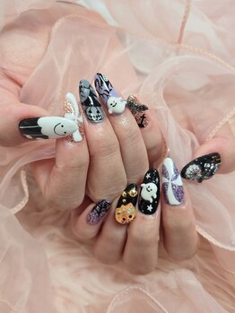 ベリッシモォセンスアーレ/ハロウィンネイル