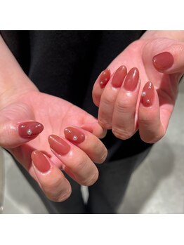 シンプルパールネイル