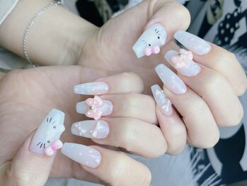 キティちゃんネイル