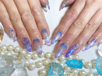 サロン リア(salon Lia)の写真/スカルプ、チップ対応しています☆１本だけ折れたお直しも対応可♪長さ出しで自信の持てる美しいお手元へ☆