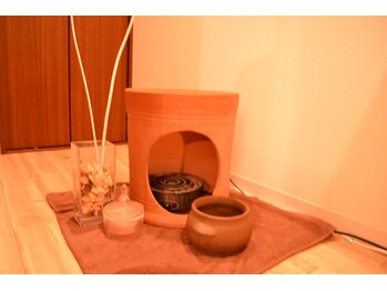 ディアサロン 横浜店(Diasalon)の写真/横浜関内｜黄土よもぎ蒸し×コルギ×リンパマッサージ◎冷え・むくみ改善♪首肩こり&代謝UP