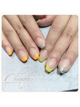 ヴィノバ(VINOVA)/ネオンフレンチ×ガラスフレンチ