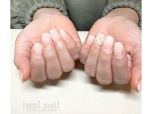 ヒールネイル(heal nail)/くすみwhite×キルティング