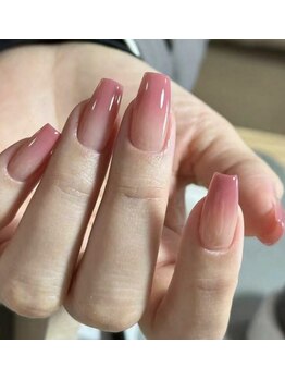 クレア(CLEA)の写真/シンプルなのに魅力的！オフィス＆日常に映える綺麗めネイルで、あなたも指先美人♪