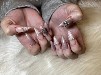 カットアンドスタイル クラウン(Cut & Style Clown)/横浜/ジェル/スカルプ/長さだし