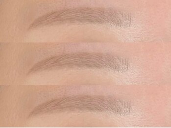 オシ(oshi)/アイブロウスタイリング