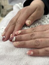 ネイルサロン エーナイン ザ ビッグ豊平店/苺ネイル