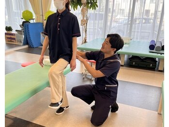 キズシンキュウ(KIZU SHINKYU)/猫背改善