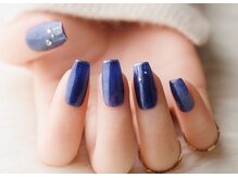 ヴァンネイル(VINGT NAIL nail&eye beauty)/大人シンプル艶ブルーネイル