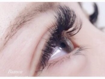 ビアンカ 沖縄おもろまち店(Bianca)/ボリュームラッシュ600本¥10200