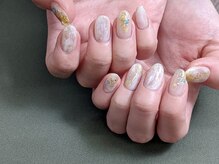 ネイル マックスケリー 大阪梅田(MAXKELLY)/ホワイトニュアンスネイル
