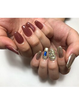 ジジ ネイル(ZIZI NAIL)/アシンメトリーネイル