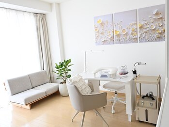 ルポネイル 青葉台(repos nail)の写真/ショートネイルでもモチの良さ◎大人女性向けのプライベートサロンで特別なひとときを体験しませんか？