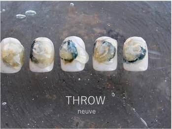 スロウヌーヴ(THROW neuve)の写真/【梅田茶屋町★NEWOPEN】アクセサリーみたいな手描きアートで指先に彩りを♪旬のdesignサンプルや持込もOK!