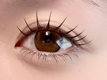 エラン(elan)の写真/ブライダルデザイン♪どの角度から見ても可愛く!しっかり写真映えもする上下エクステ♪/フラットラッシュ