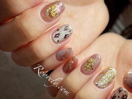 ニュアンスレオパードネイル