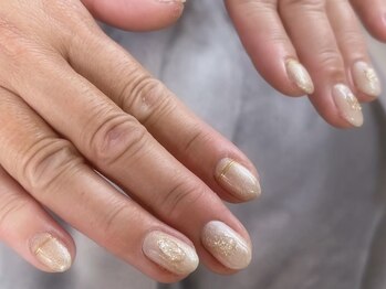 ぷっくりネイル