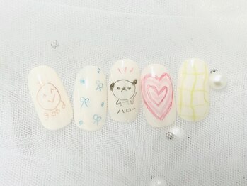 リリー(Lilly)/落書きネイル