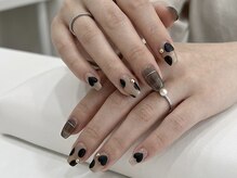 ネイルソファ 木津(NAIL SOFA)