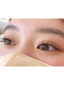 ナチュラル上品な目元にしたい