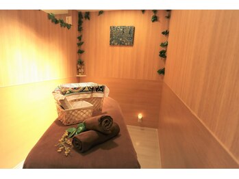 ミヤビ ナチュラル セラピー 鶴見店(MiYaBi Natural Therapy)/マッサージルーム2