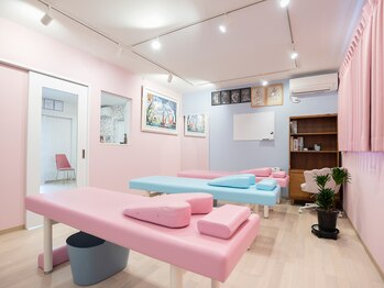 ゆめたか接骨院 鍼灸院 整体院 大沢野院/整体施術スペース（大部屋）