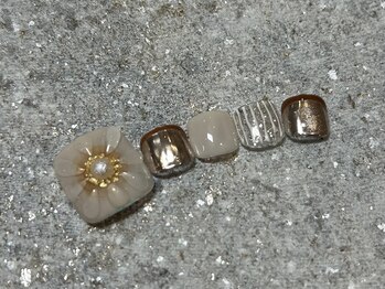 ネイルアンドアイラッシュサロン ミッタ(Mitta)/¥8500-