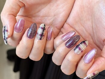 ワンアンドオンリー(One&Only)/チェック×マグネットネイル