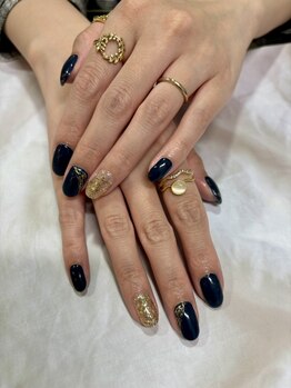 カミアンユイヤ ネイルラボ(KAMIANYUIYA Nail LAB)/ミラーデザイン