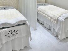 エムズビューティスタジオ ネイル まつげ 西川口店(M's Beauty Studio)の雰囲気(寝られるベッドタイプ&仕切りカーテン/マツエク・まつげパーマ席)
