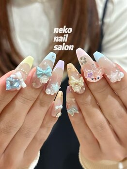 ネコ(Neko)/カラフル フレンチ 可愛