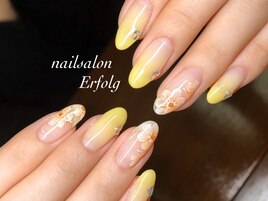 お花×イエローの春ネイル！