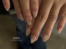 ホワイト(WHITE)/