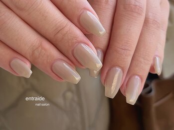 アントレッド(entraide)/ちゅるちゅる冬っぽグレーネイル